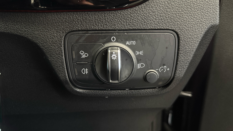 Audi Q2 40 TFSI Quattro Black Edition 5dr S Tronic Petrol Estate